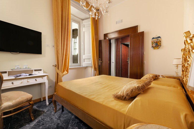 Bedroom 3, Relais Antica Napoli, Napoli