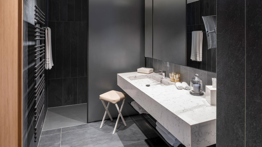 Bathroom 8