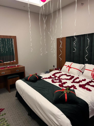 Bedroom 3, Adwaa Al Salam Hotel, Al Madinah Al Munawwarah