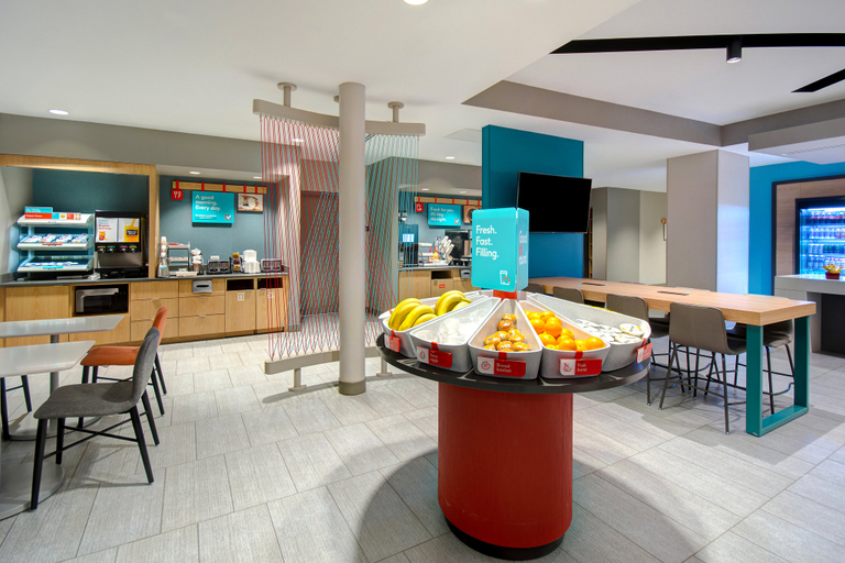 Food & Drinks 5, avid hotel FORT MILL - CAROWINDS BLVD by IHG, York