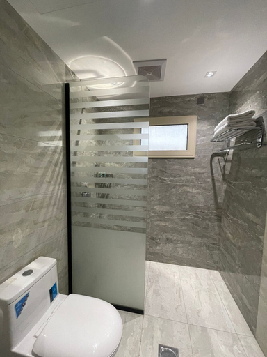 Bathroom 5, qimampark AlNamas6