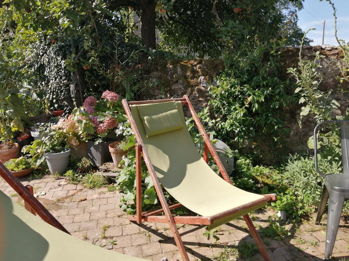 Others 4, Les chambres de balade au jardin, Sarthe