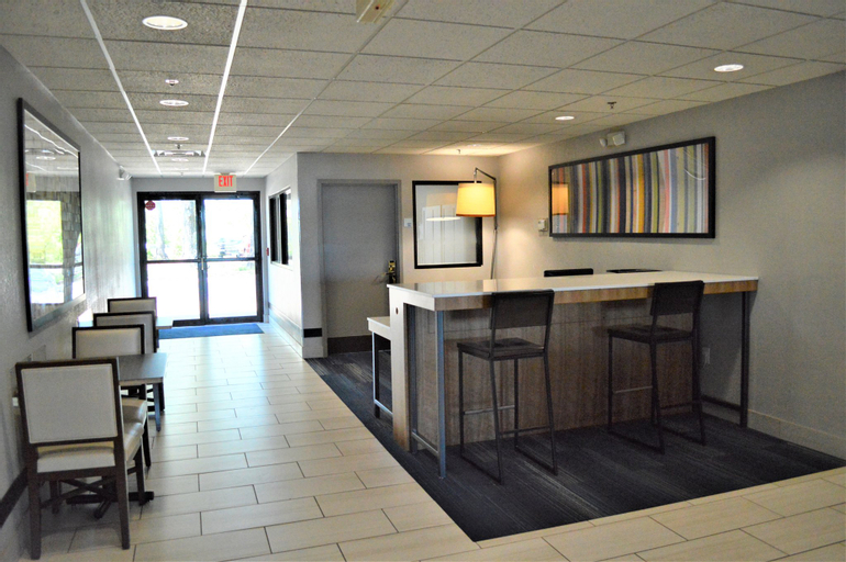 Holiday Inn Express & Suites Batesville, Independence