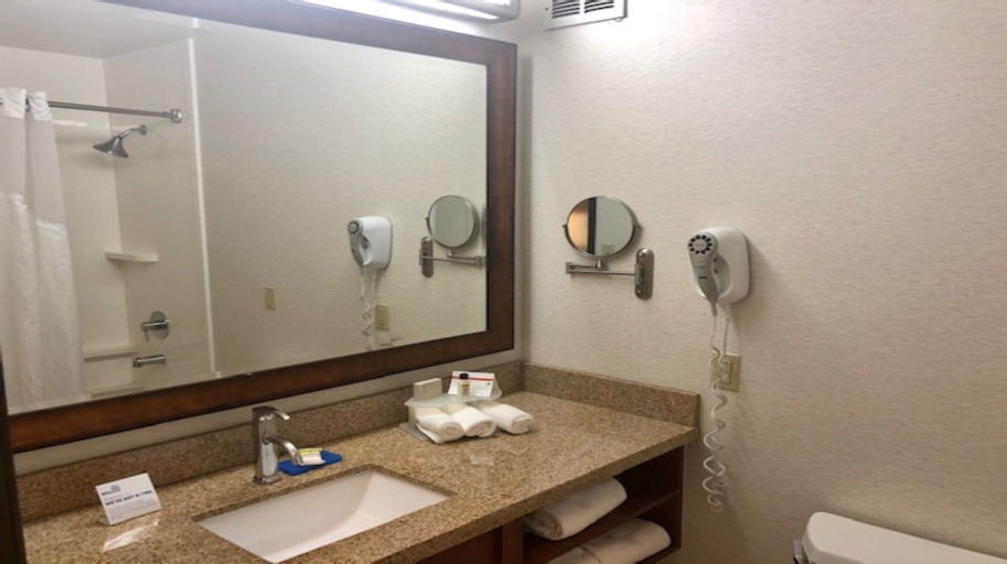 Bathroom 4
