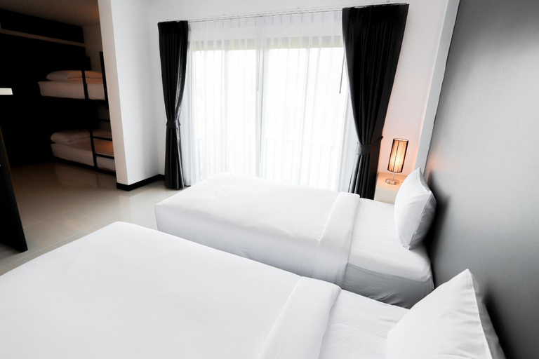 Bedroom 3, The Rest Hotel - Prachuab Kriri Khan, Muang Prachuap Khiri Khan