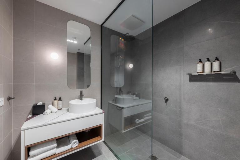 Bathroom 6