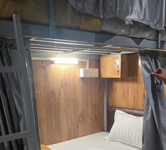 Bedroom 2, Classy Ac Dormitory, Mumbai Suburban