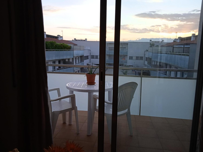 Others 3, Triplex, Girona