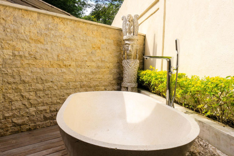 Bathroom 5