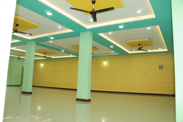 Others 5, Utsav Lodge and Mangal Bhavan, Hoshangabad
