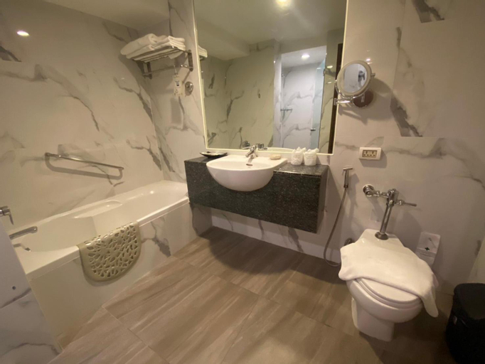 Bathroom 3