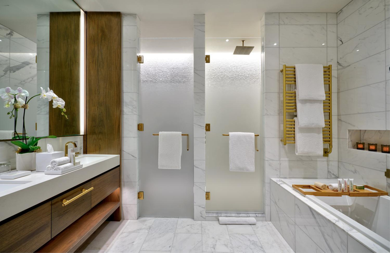 Bathroom 4, The Dupont Circle Hotel, Washington D.C.