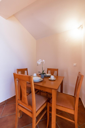 Others 5, Bisti Guesthouse, Peloponnese