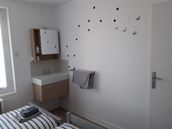 Bedroom 3, Le Corto, Vienne