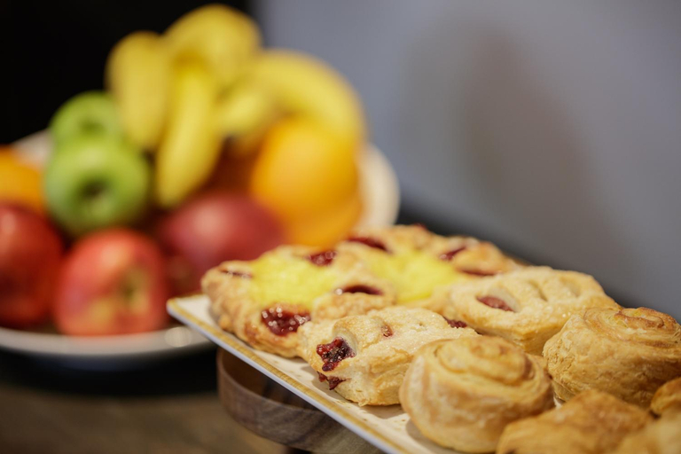 Food & Drinks 5, Guyers House Hotel and Restaurant, Wiltshire