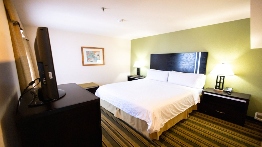 Bedroom 12