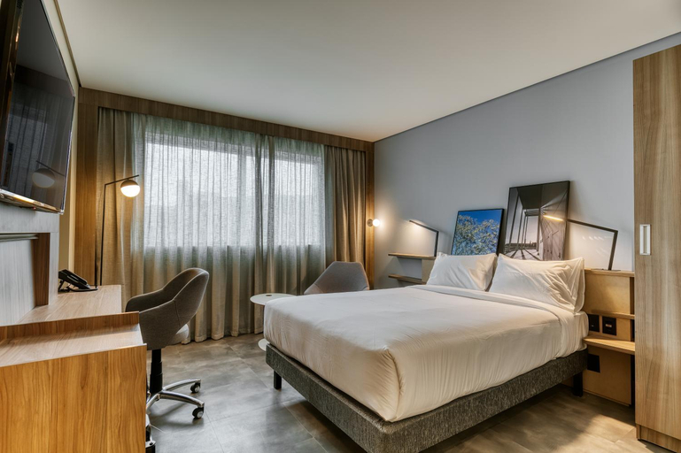 Bedroom 29
