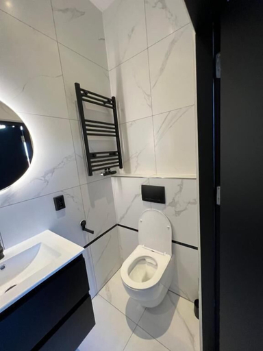 Bathroom 5, Boetiek Hotel de Kade Zaandam-Amsterdam, Zaanstad