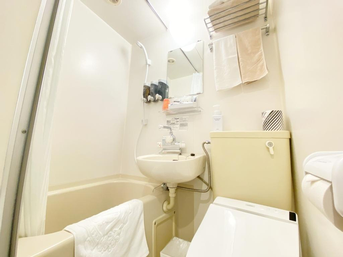 Bathroom 2