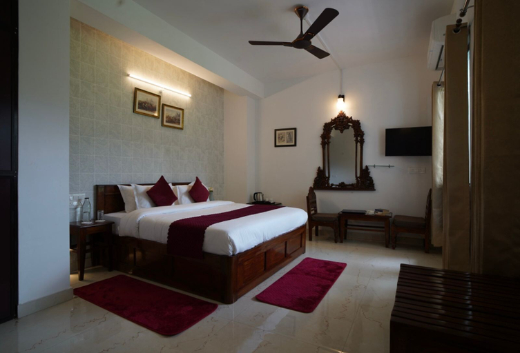 Bedroom 3, Captain Resort, Solan