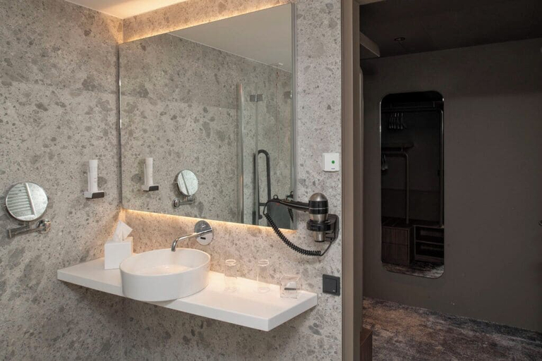 Bathroom 4, Hotel Le Parc, Wiener Neustadt