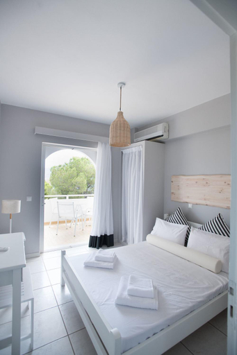 Bedroom 2, Akra Morea Hotel & Residences by GHH, Peloponnese