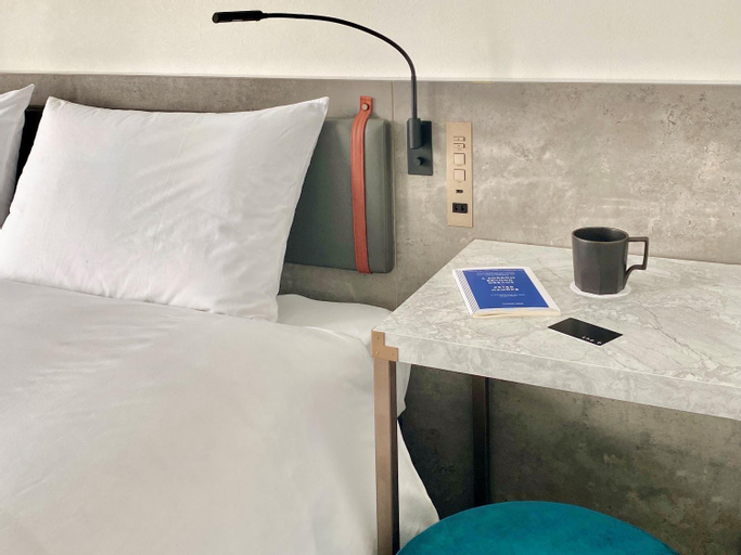 Bedroom 30