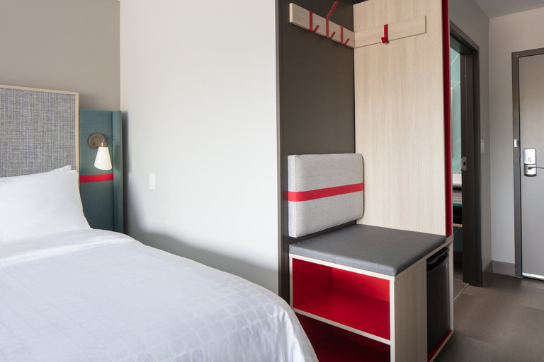 Bedroom 3, avid hotel MADISON - MONONA by IHG, Dane