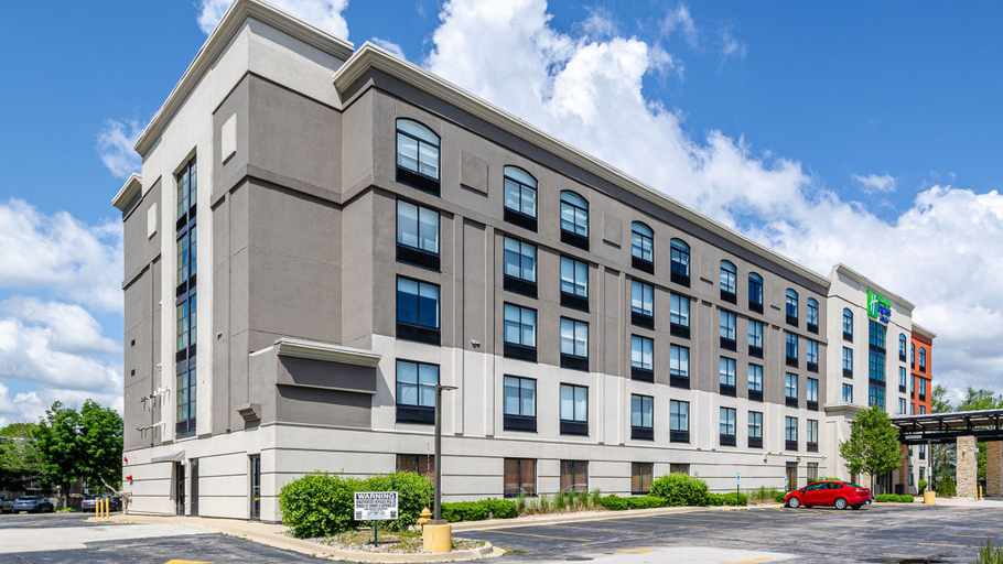 Exterior & Views 2, Holiday Inn Express & Suites PROSPECT HEIGHTS by IHG, Cook