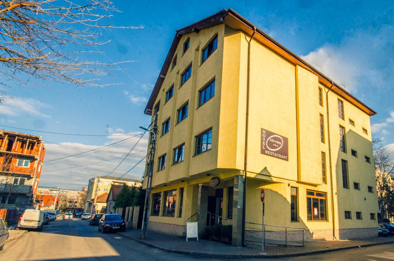 Others 3, Hotel Davos, Deva