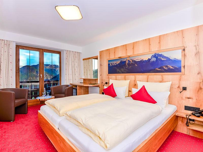 Bedroom 2, Alpenhotel Denninglehen, Berchtesgadener Land