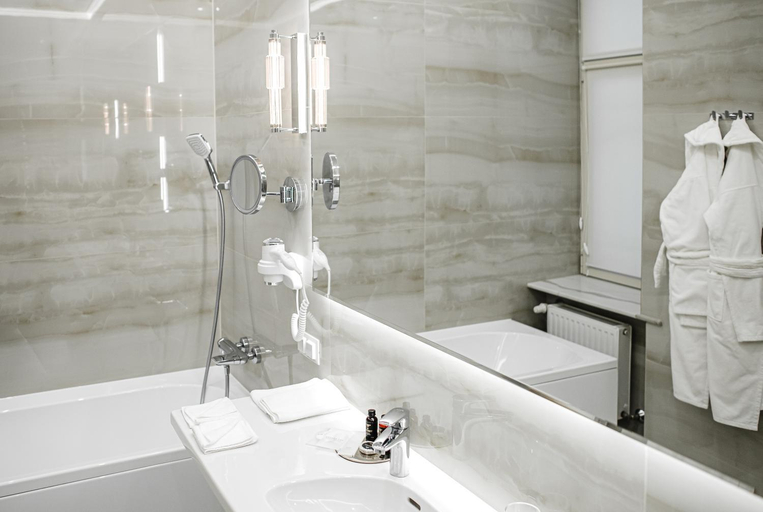 Bathroom 3, NADIYA PALACE, Ivano-Frankivs'ka