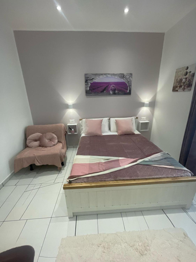 Others 5, Laura Rooms, La Spezia