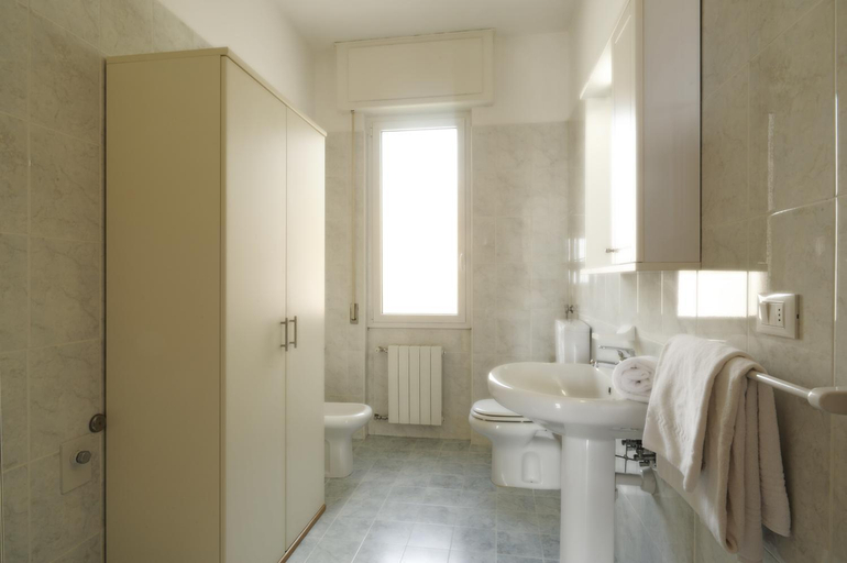 Bathroom 2, Residence i Cormorani, Savona