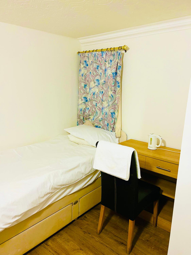 Bedroom 10
