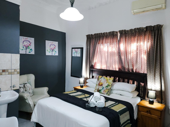 Others 4, Leana Hub Guest House, Dr Kenneth Kaunda