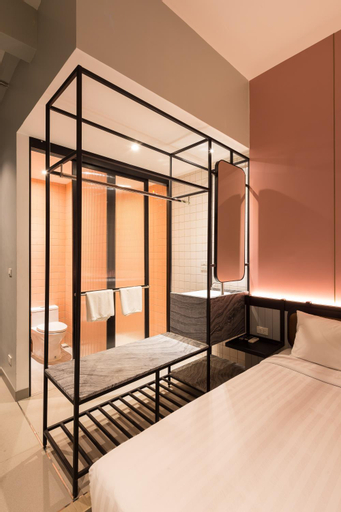 Bedroom 14