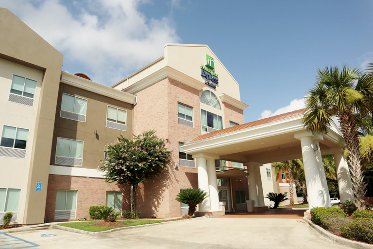 Exterior & Views 2, Holiday Inn Express & Suites BATON ROUGE NORTH by IHG, East Baton Rouge