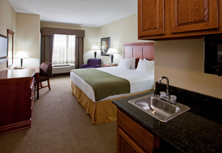 Bedroom 4, Holiday Inn Express & Suites ADA by IHG, Pontotoc