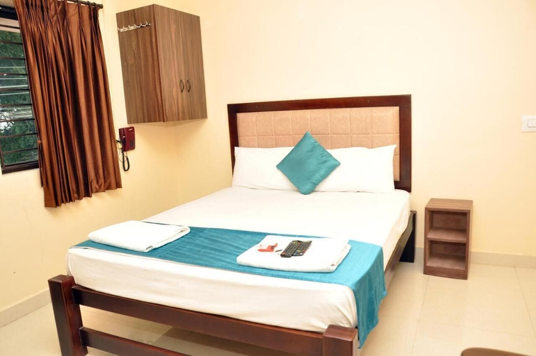 Bedroom 3, Hotel Kaala Bairav Grand, Madurai