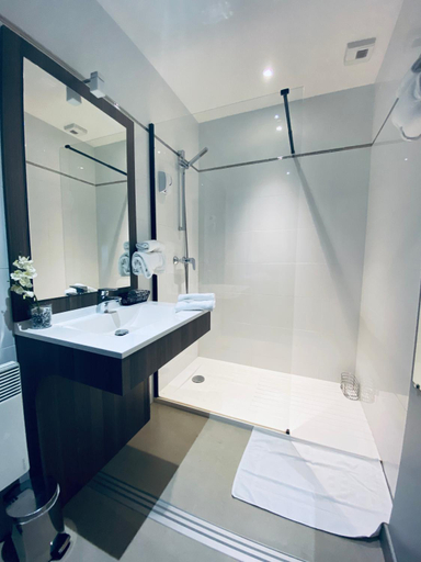 Bathroom 4, HOTEL AIR LANE, Aube