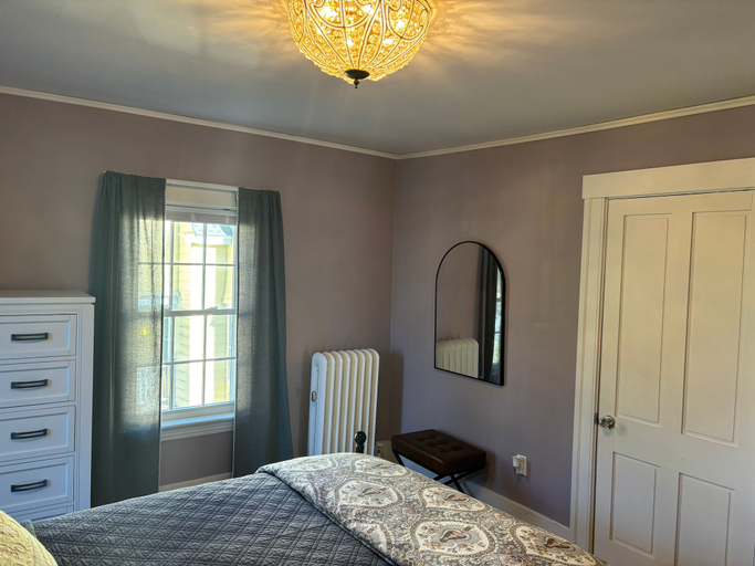 Bedroom 2, The Inn Crowd Bed and Breakfast, Worcester