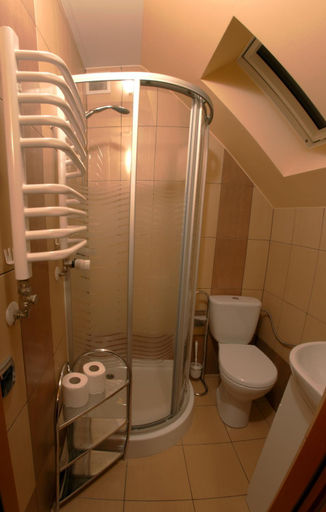 Bathroom, Zakochani w Jaworkach, Nowy Targ