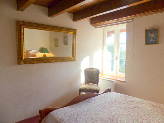 Bedroom 9