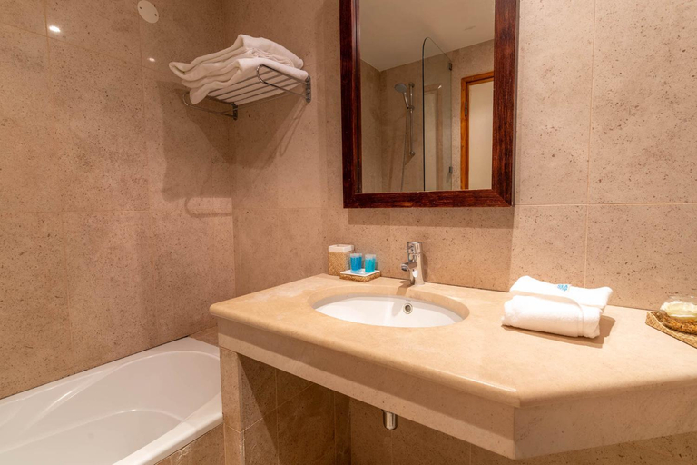 Bathroom 3, Hotel da Aldeia, Albufeira