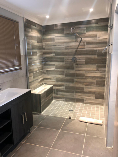 Bathroom 5, Whispering Pines Country Estate, West Rand