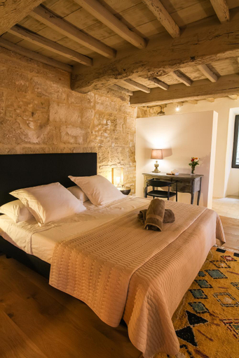 Others 5, La Maison D'Aime - Demeure de caractere du XIIe siecle, Gard