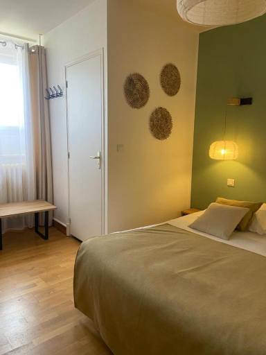 Bedroom 2, Coliwork Le Saint Romain, Vienne