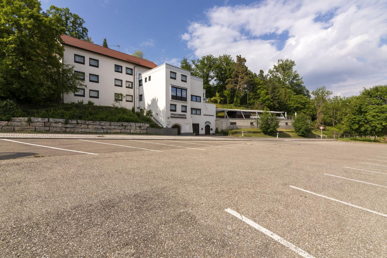 Others 5, Hotel Pfefferburg, Böblingen