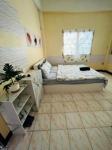 Others 3, Busaya House, Bang Pa-In